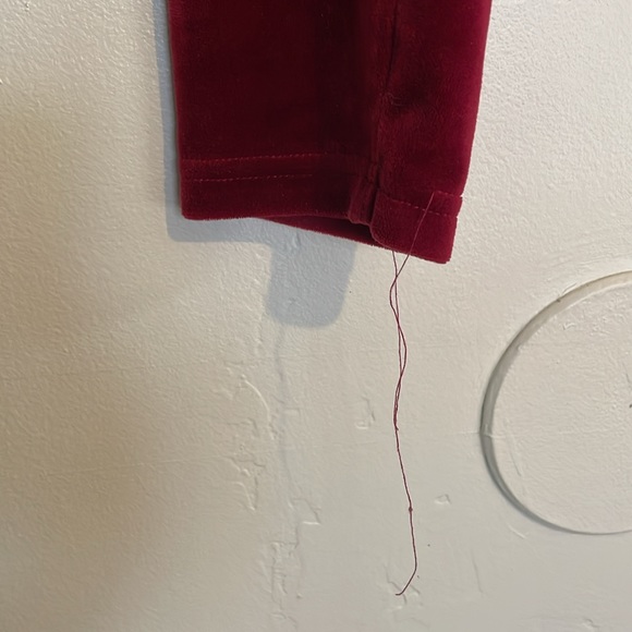 Xtraordinary Velour Track Suit, Deep Red w/ bedazzled Hearts on Sleeve, girls M - Picture 14 of 14